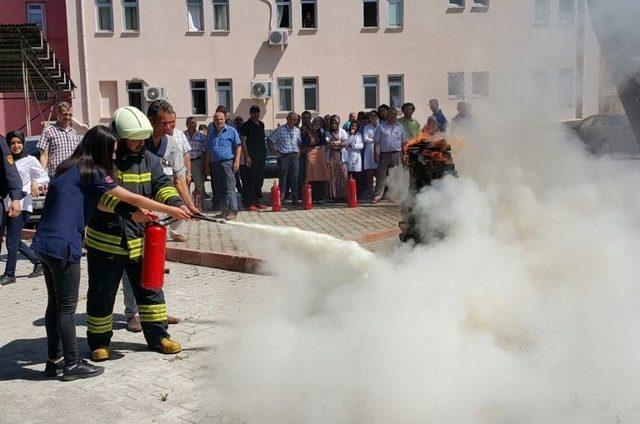 Hastanede Yangın Ve Kurtarma Tatbikatı