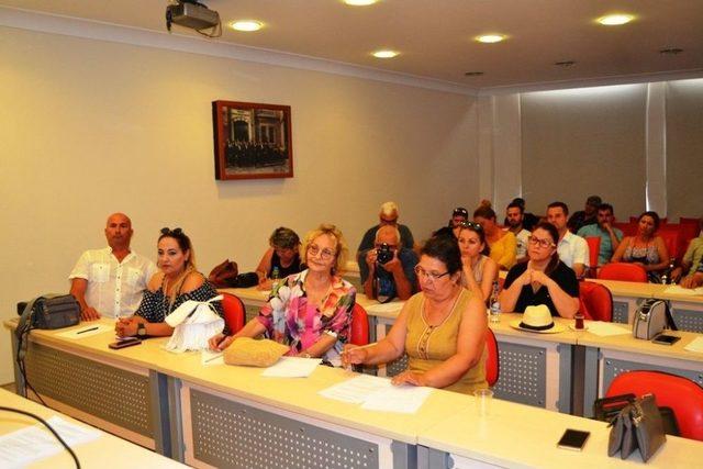 Ayvalıklı Turizmcilerin &Ouml;nc&uuml; Toplantısı Yapıldı 1