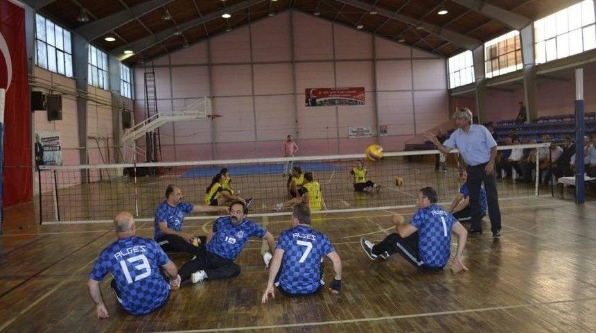 Alaplı&rsquo;da Milli Birlik G&uuml;n&uuml; Dolayısıyla G&ouml;steri Ma&ccedil;ı D&uuml;zenlendi