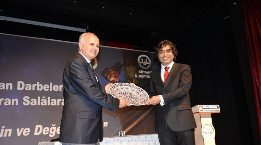 M&uuml;ft&uuml; H&uuml;seyin Hazırlar: Hi&ccedil;bir G&uuml;&ccedil; Allah Aşkı Ve Vatan Sevgisiyle Dolu Y&uuml;reklerden Daha &Uuml;st&uuml;n Olamaz