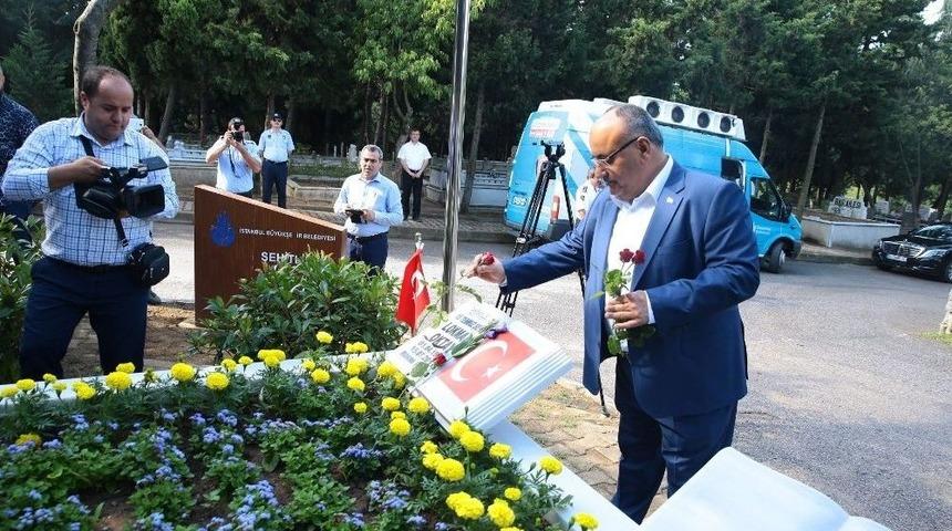 &Uuml;mraniye&rsquo;den 15 Temmuz Şehitlerine Vefa