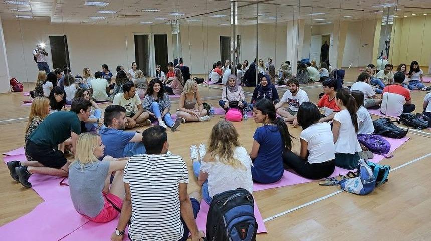 D&uuml;nya Gen&ccedil;leri Ataşehir&rsquo;de Buluşuyor