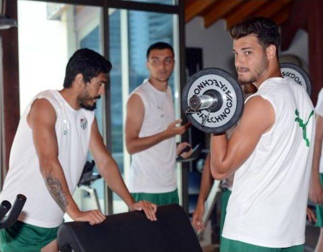 Bursaspor Salonda Çalıştı