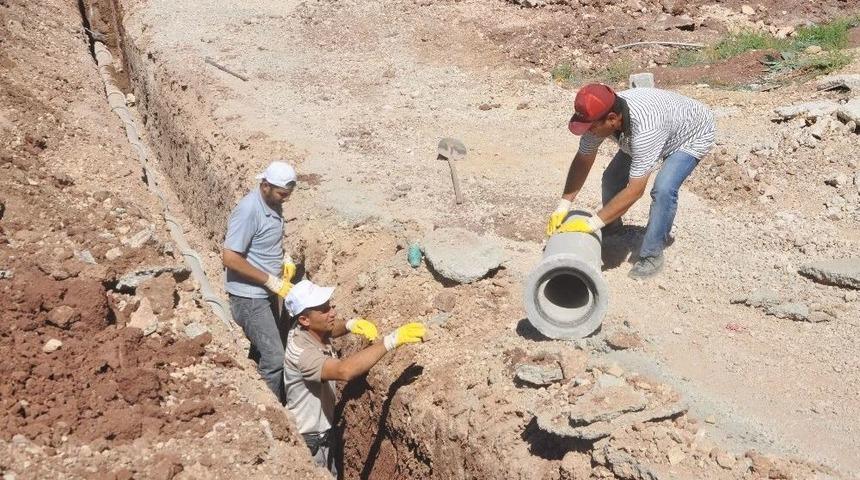 G&ouml;lbaşı İl&ccedil;esinde Altyapı &Ccedil;alışmaları Devam Ediyor