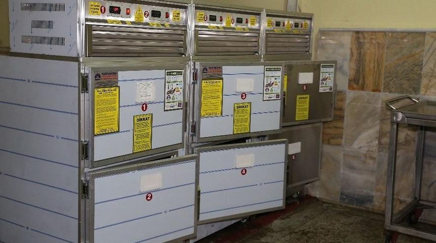 Burhaniye Belediyesi Devlet Hastanesine Morg &Uuml;nitesi Hediye Etti