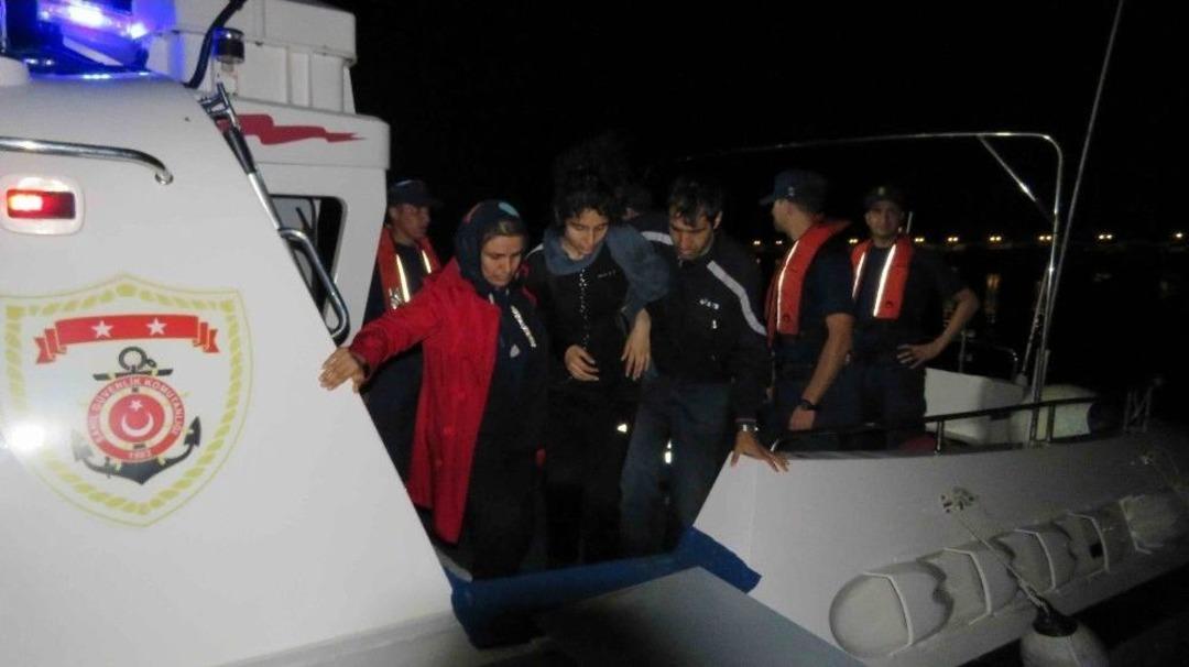 Ayvacık&rsquo;ta 35 M&uuml;lteci Yakalandı