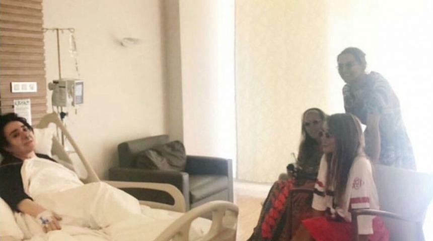 Demet Akalın, Nur Yerlitaş&rsquo;ı Ziyaret Etti