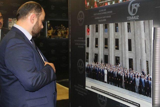 Diyanet İşleri Başkanı Görmez, 15 Temmuz Fotoğraf Sergisine Katıldı