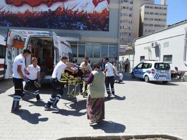 Tartıştığı Komşu 2 Kadını Bıçakladı 1