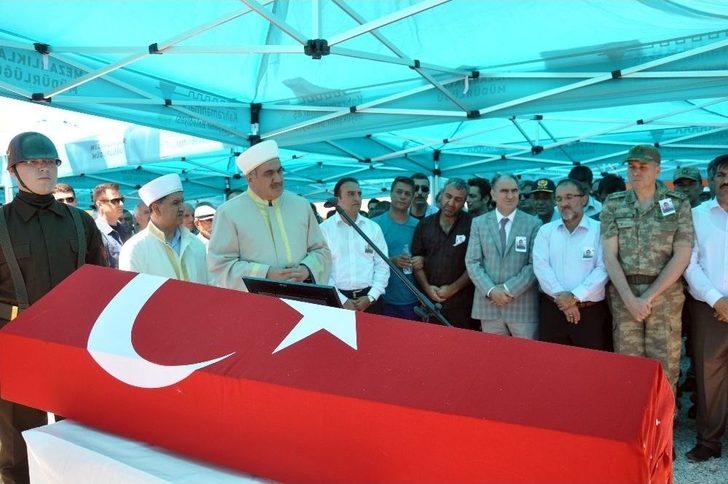 Şehit Er Çınar Taş Memleketi Afşin’de Toprağa Verildi G1