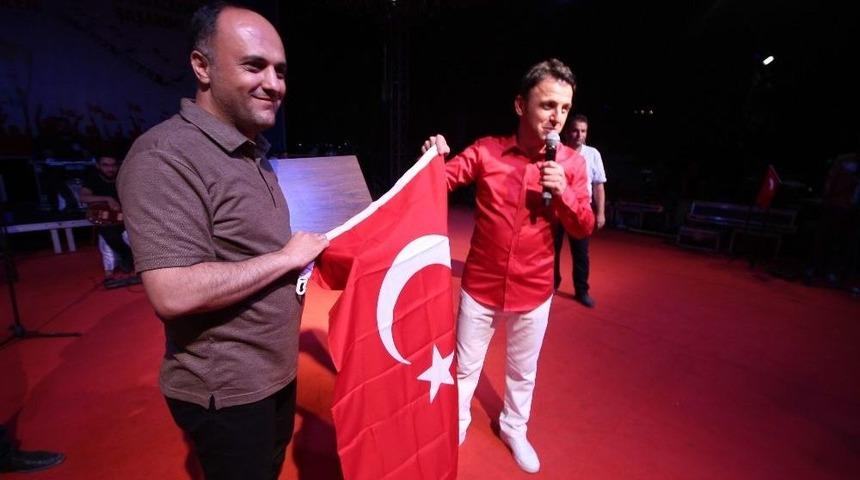 Başkan &Ouml;zaltun: &ldquo;15 Temmuz&rsquo;u Gen&ccedil;lerimize Unutturmayacağız&rdquo;