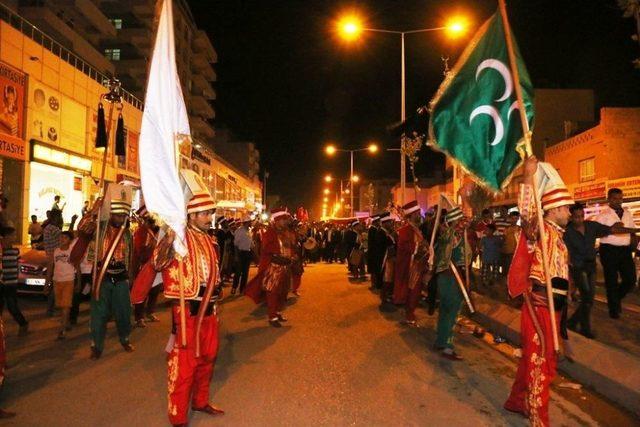 Akçakale’de Binler Demokrasi İçin Yürüdü