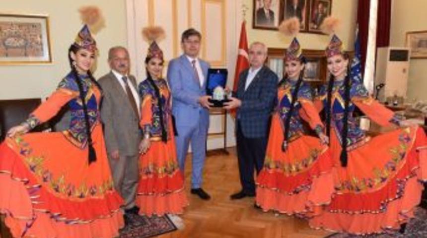 Kazakistan&rsquo;dan Dostluk Ziyareti