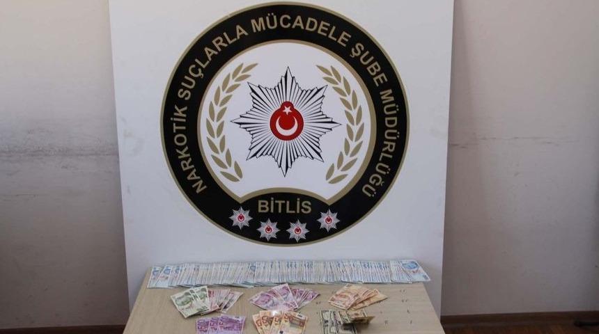 Bitlis&rsquo;te 100 Kilo Eroin Ele Ge&ccedil;irildi