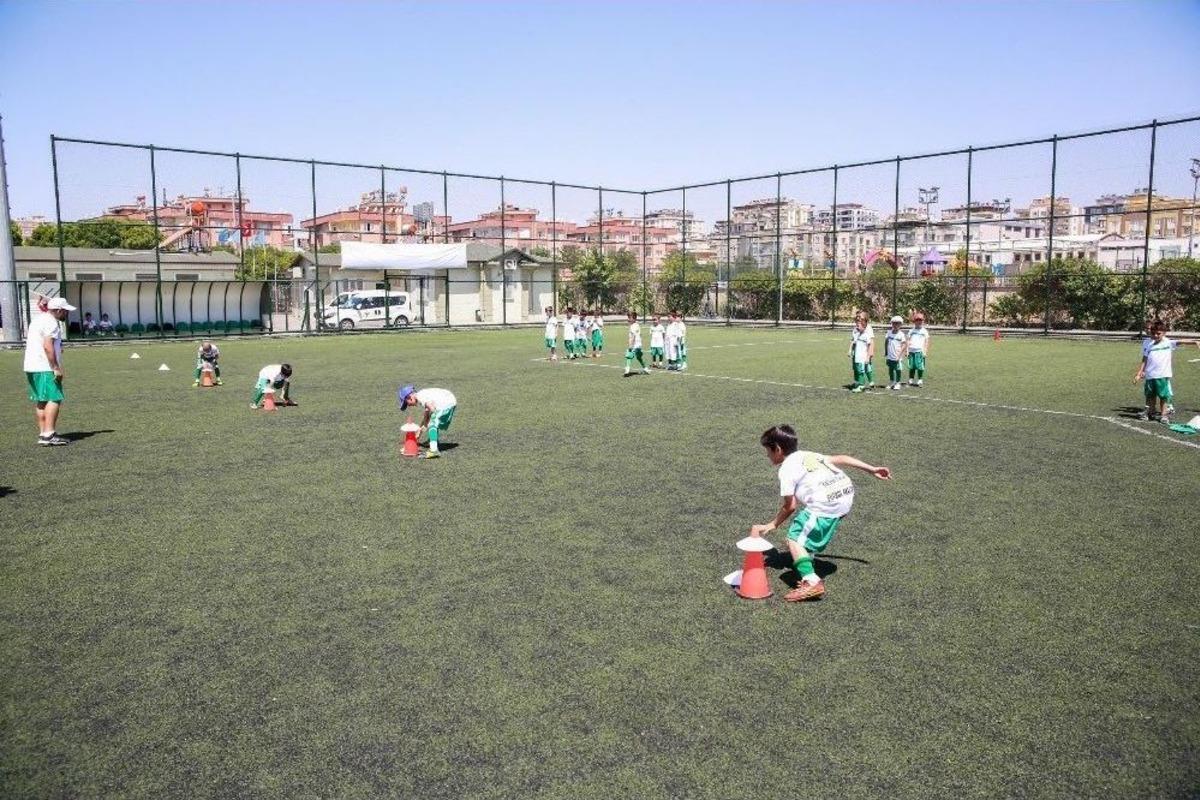 Spor Okullarında Doğru Se&ccedil;im Uyarısı