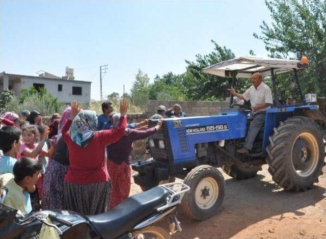 Kadınlar, Yapılmasını Istedikleri Yolu Kapatıp Eylem Yaptı