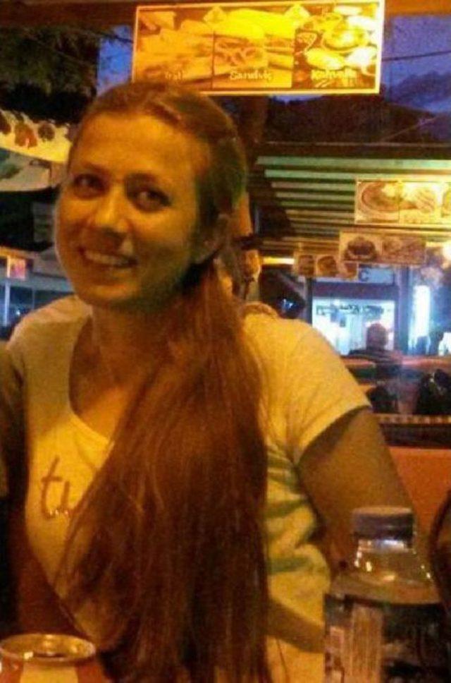 Otomobilden Atlayan Gen&ccedil; Kız Beş G&uuml;n Sonra  &Ouml;ld&uuml; 1