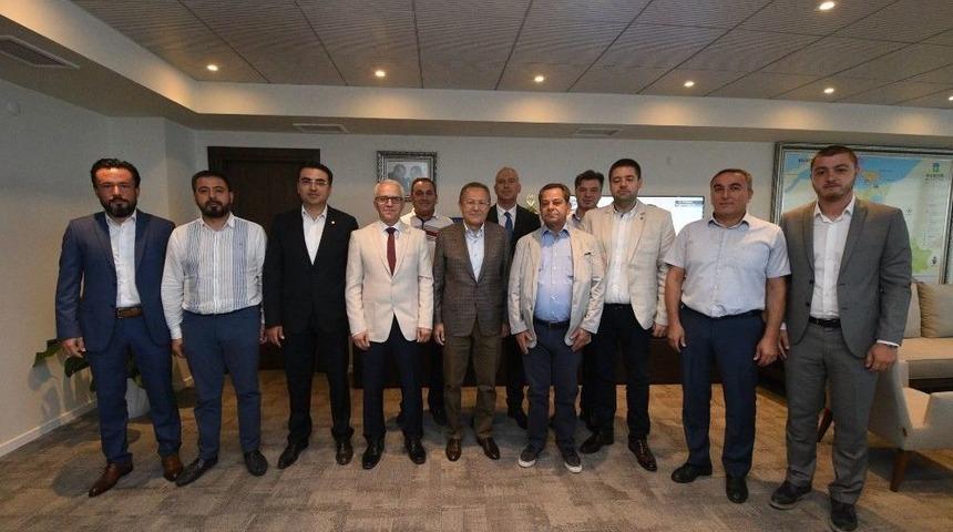 Balıkesirspor&rsquo;un Yeni Y&ouml;netiminden Başkan Uğur&rsquo;a Ziyaret