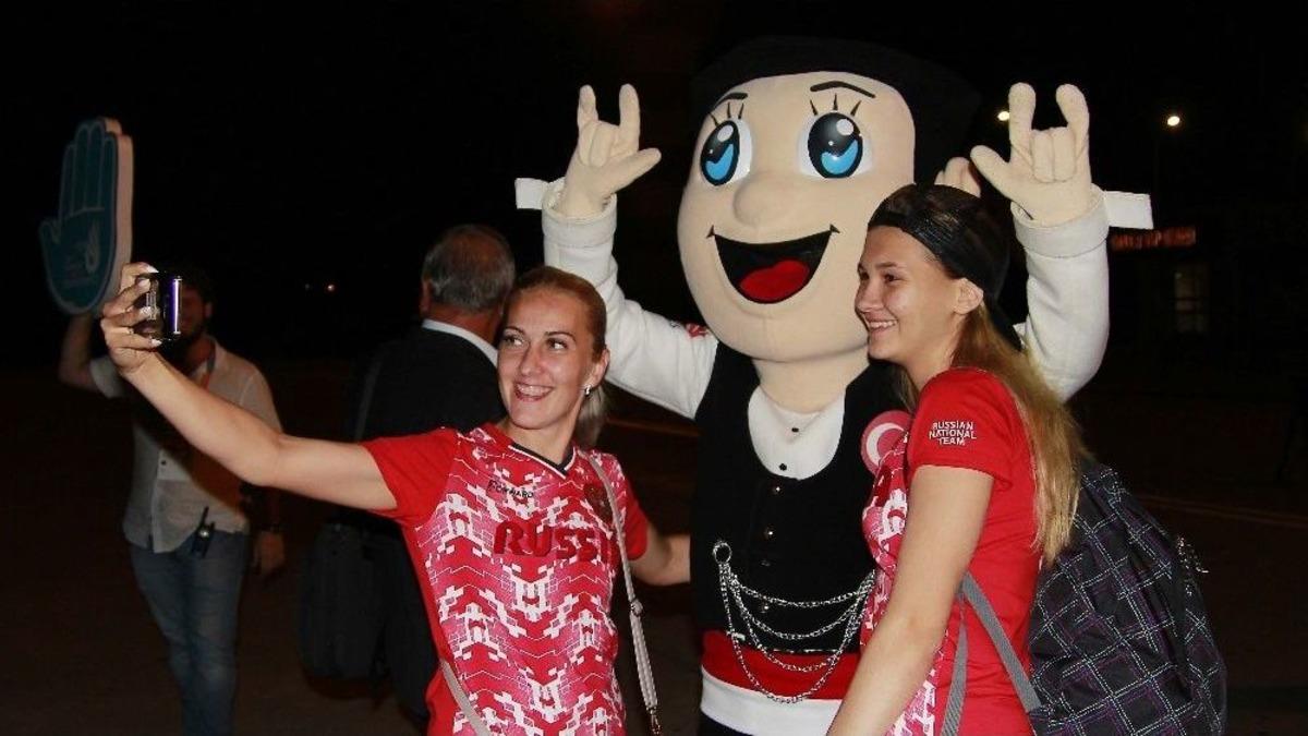 Yabancı Kafileler Samsun&rsquo;a Gelmeye Başladı