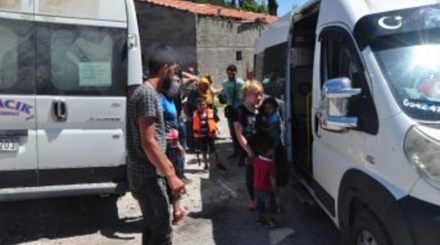 &Ccedil;anakkale&rsquo;de 40 Ka&ccedil;ak Yakalandı