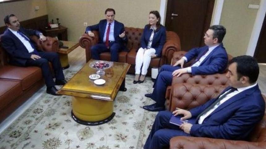 Kamu Başdenetçisi Malkoç; Kamu Denetçiliği Kurumu Halkın Avukatlığını Yapıyor