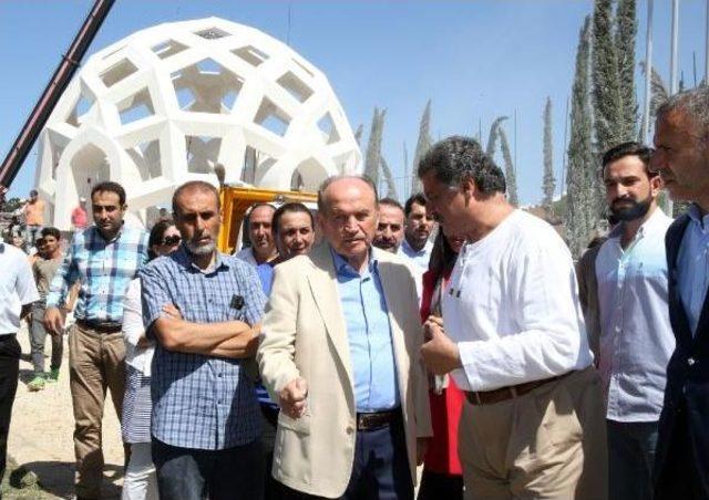 İbb Başkanı Topbaş &lsquo;15 Temmuz Şehitler Abidesi&rsquo;Nde Incelemelerde Bulundu 2