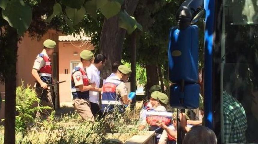 Tekirdağ'da Fet&ouml; Ş&uuml;phelisi &Ouml;ğretmenlerin Yargılanmasına Başlandı