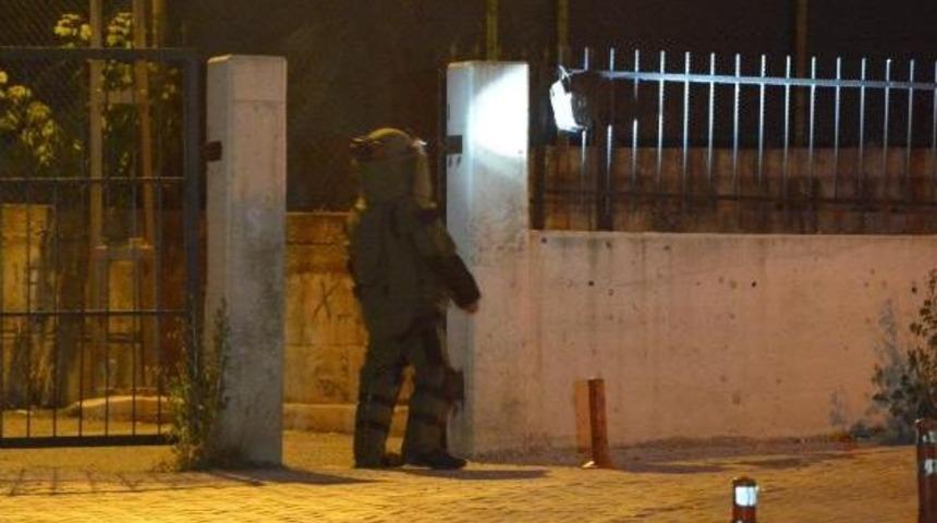 Hastane Bah&ccedil;esinde Bomba Endişesi