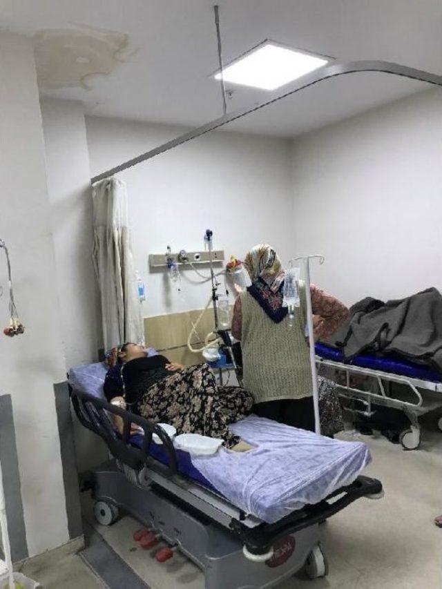 Akhisar'da Hayır Yemeğinde120 Kişi Zehirlendi