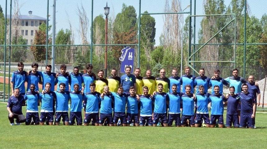 B.b.erzurumspor Birinci Etap Kamp Hazırlığını Tamamladı