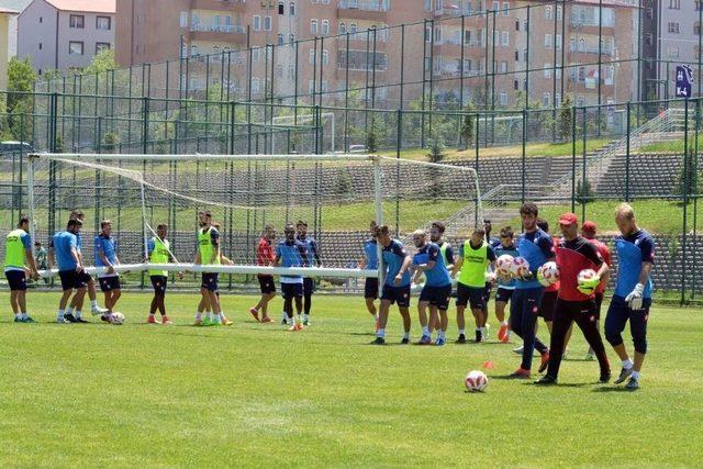 B.b.erzurumspor Birinci Etap Kamp Hazırlığını Tamamladı