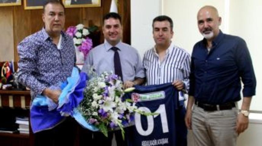 G&ouml;koğlu: "şampiyonluğu Bu Sezon Kucaklayacağız"