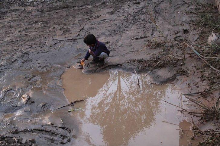 Sel Mağduru Vatandaşlara Yardım G4