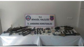 Öldürülen Teröristlere Ait Mühimmat Ele Geçirildi