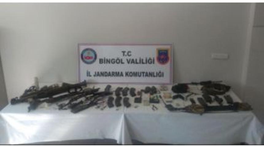 Öldürülen Teröristlere Ait Mühimmat Ele Geçirildi