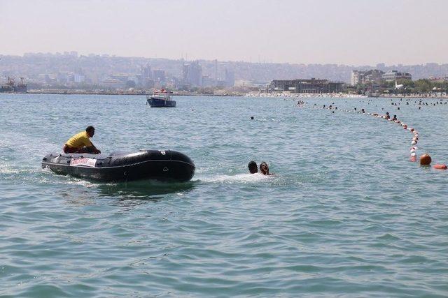 ‘boğulma’ Tatbikatı Gerçeğini Aratmadı