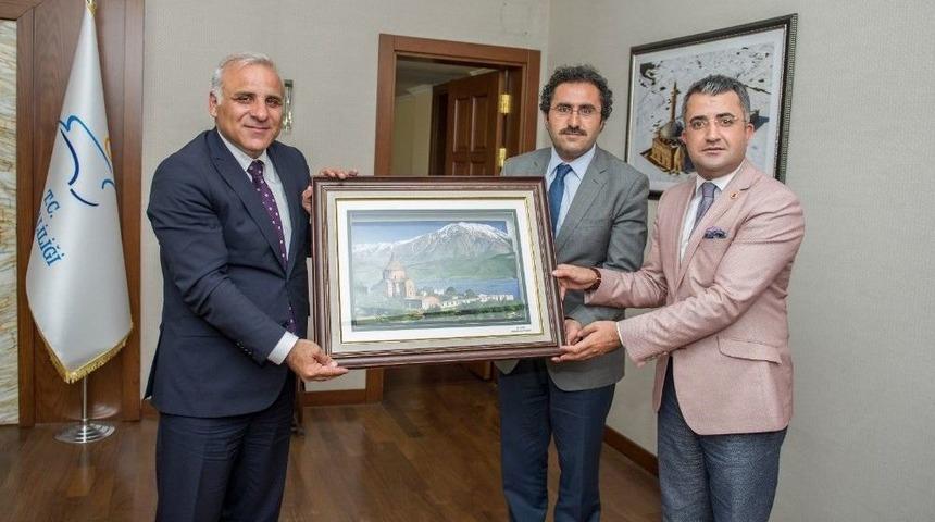 Gevaş Heyetinden Vali Zorluoğlu&rsquo;na Ziyaret