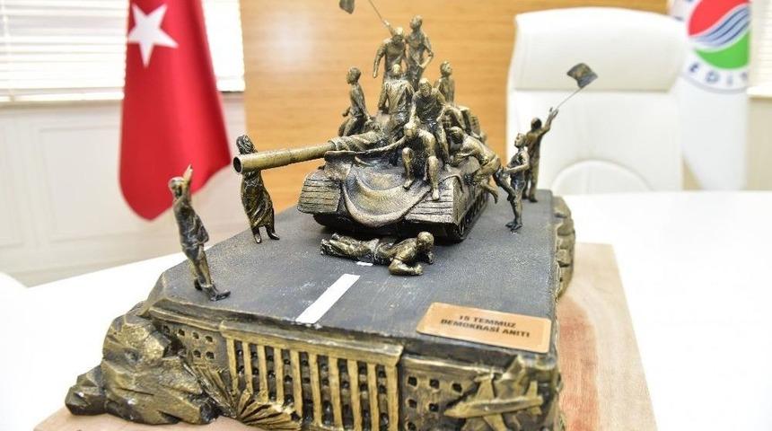 Kepez&rsquo;de 15 Temmuz&rsquo;a Vefa