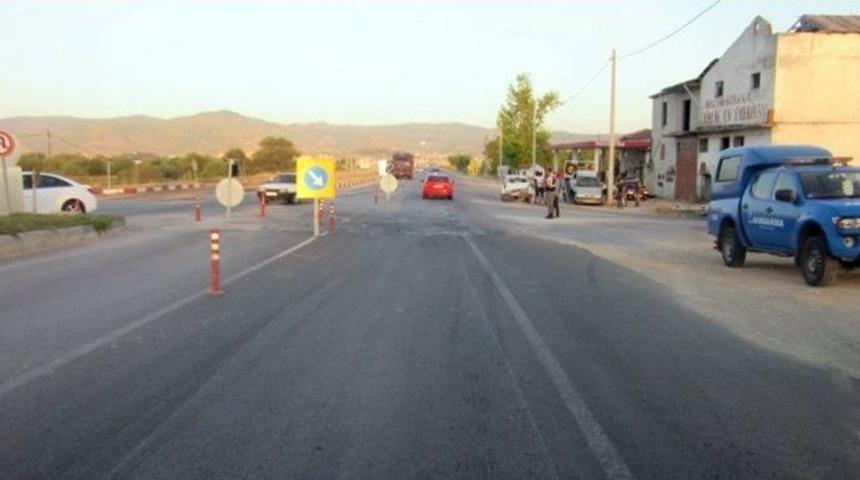 Bigadi&ccedil;&rsquo;te Trafik Kazası: 3 Yaralı