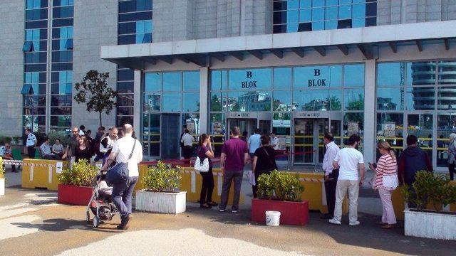 Anadolu Adalet Sarayı&rsquo;nda Bombalı Ara&ccedil; İhbarı Polisi Harekete Ge&ccedil;irdi 2