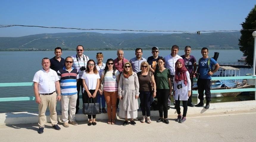 Bursa H Tipi Kapalı Ceza İnfaz Kurumu&rsquo;nda Fotoğraf At&ouml;lyesi D&uuml;zenlendi