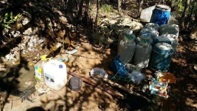 Lice de 4 Pkk lı Ter&ouml;rist &Ouml;l&uuml; Ele Ge&ccedil;irildi 1