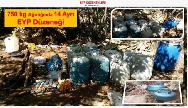 Lice de 4 Pkk lı Ter&ouml;rist &Ouml;l&uuml; Ele Ge&ccedil;irildi 2