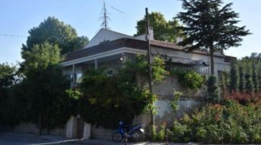 Konya'da 5 Ter&ouml;ristin &Ouml;ld&uuml;r&uuml;ld&uuml;ğ&uuml; Deaş H&uuml;cre Evi Operasyonunda 8 Ş&uuml;pheli G&ouml;zaltında