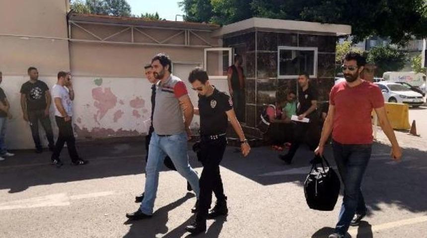 Antalya'da Fet&ouml;'den 78 G&ouml;zaltı