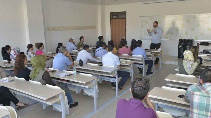 Kmü Personeline İşaret Dili Eğitimi Verildi