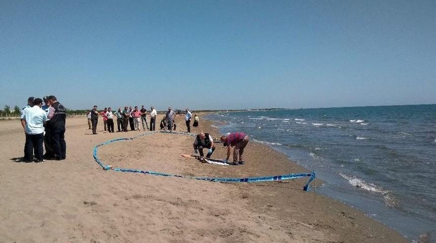 Yaşlı Adam Denizde &Ouml;l&uuml; Bulundu