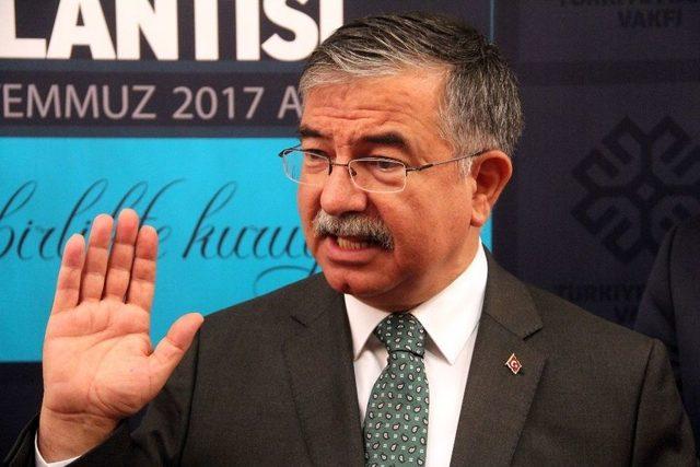 Milli Eğitim Bakanı İsmet Yılmaz: 2