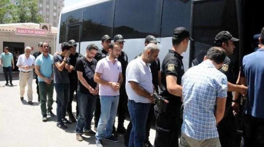 Adana'da 'bylock' Operasyonu: 26 G&ouml;zaltı