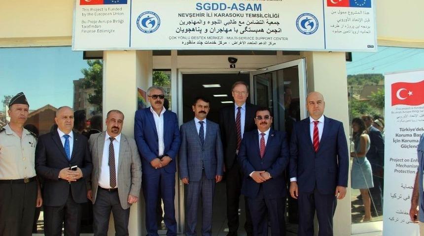 Nevşehir&rsquo;de Sığınmacılar Ve G&ouml;&ccedil;menlerle Dayanışma Derneği A&ccedil;ılışı Yapıldı